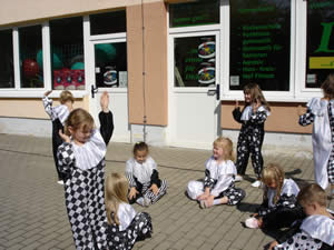 Harlekin mit den Minis