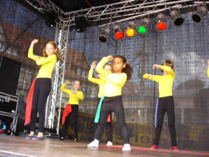 Turntiger mit den Kindern der Heine-Schule