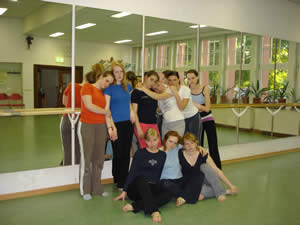 Letzte Trainingsstunde im Speisesaal der Ostschule und Abschied von der Spiegelwand