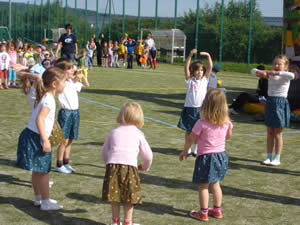 Die Kinder des Kindergartens Bertolla